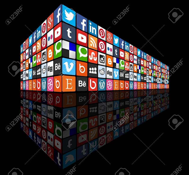 25454495 mur de médias sociaux 3d perspective icônes sociales les plus populaires